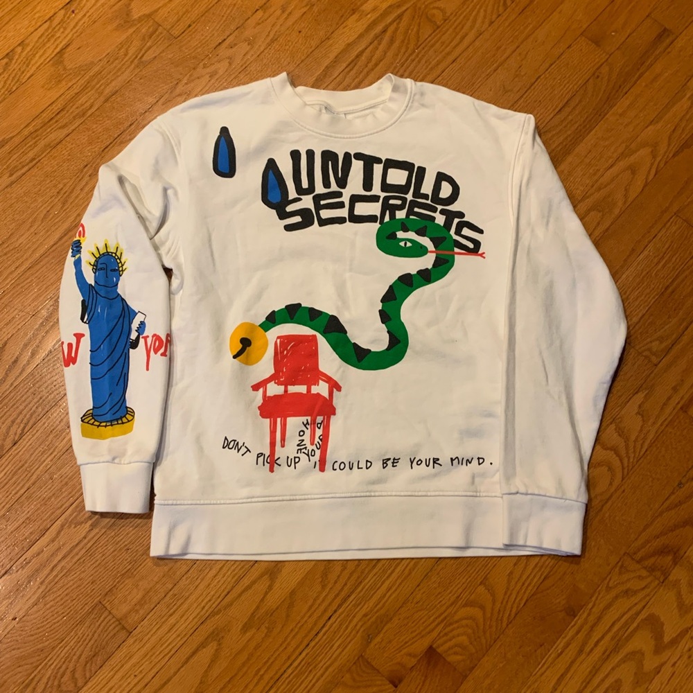 Zara “Untold Secrets” Pullover Crewneck Sweater